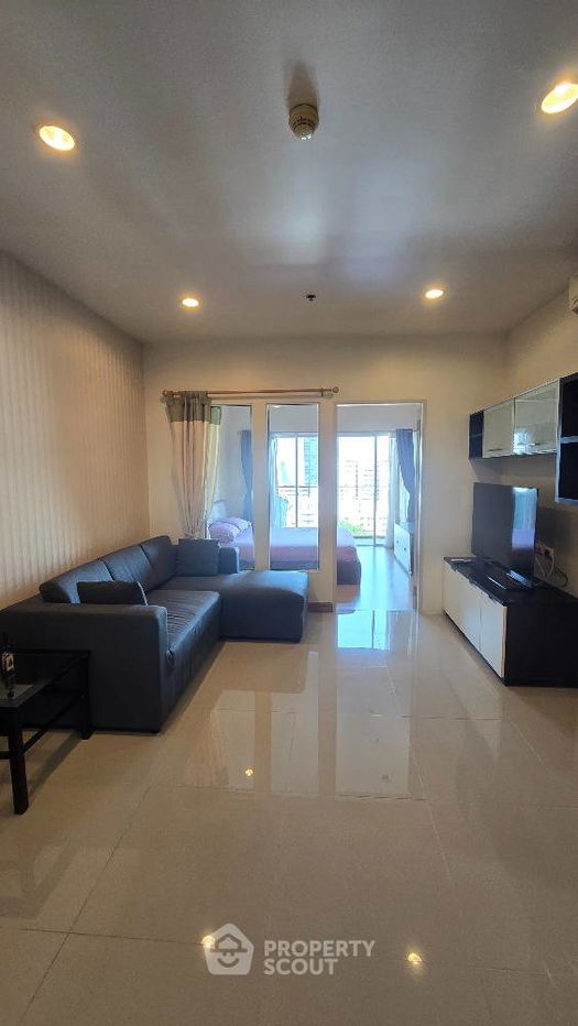 picture 1-BR Condo at The Complete Rajprarop near ARL Ratchaprarop (ID 2021556) - 3/28