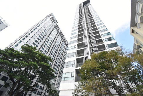 1-BR Condo at The Base Central Pattaya close to Central Festival Pattaya (ID 2111090)