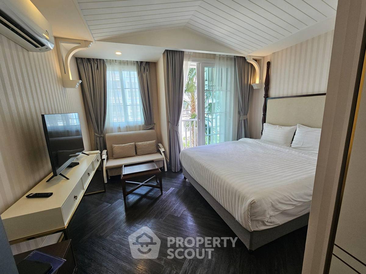 picture Studio Condo at Grand Florida Beachfront Pattaya close to Pattaya (ID 1883229) - 1/6