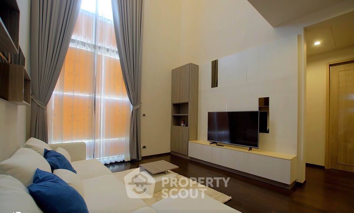 picture 2-BR Condo at The XXXIX By Sansiri near BTS Phrom Phong (ID 514190) - 2/11