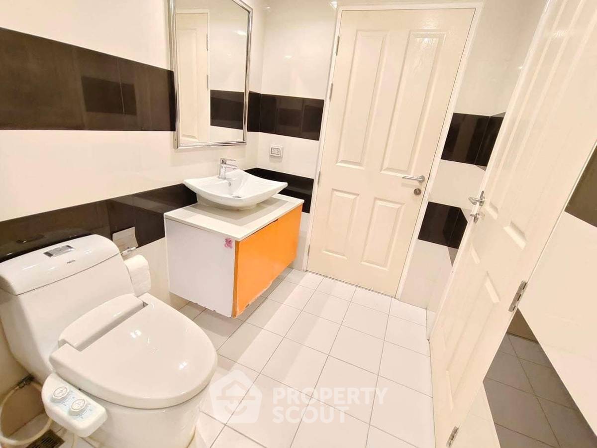 รูป คอนโด 1-ห้องนอน ที่ อาร์ท ออน เดอะฮิลล์ ใกล้ ถนนพระตำหนัก พัทยา (ID 2065444) - รูปที่ 11/12