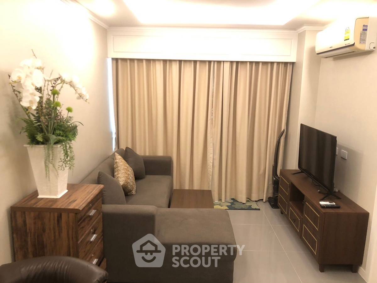 picture 1-BR Condo at The Orient Resort & Spa close to Pattaya (ID 2147640) - 1/14