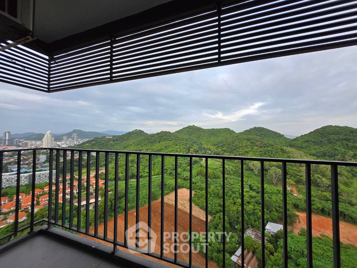 picture 3-BR Condo at Knightsbridge The Ocean Sriracha in Surasak (ID 2058017) - 3/18