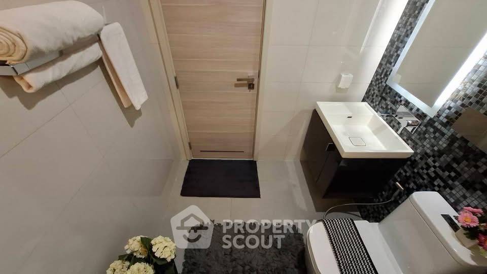 picture 1-BR Condo at The Room Sathorn - St. Louis near BTS Surasak (ID 2185948) - 12/14