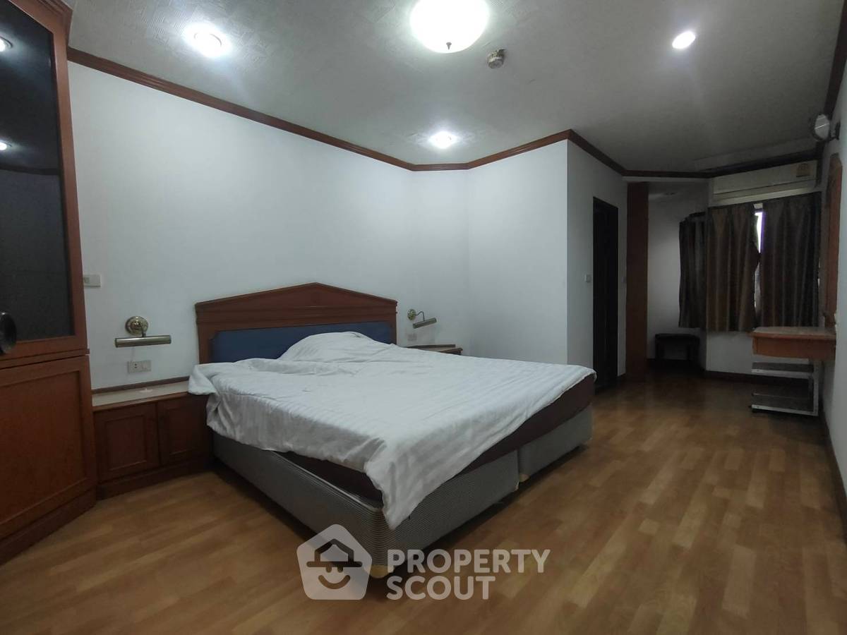 รูป คอนโด 3-ห้องนอน ที่ ฟิฟตี้ฟิฟท์ ทาวเวอร์ คอนโดมิเนียม ใกล้ BTS ทองหล่อ (ID 1517868) - รูปที่ 10/16