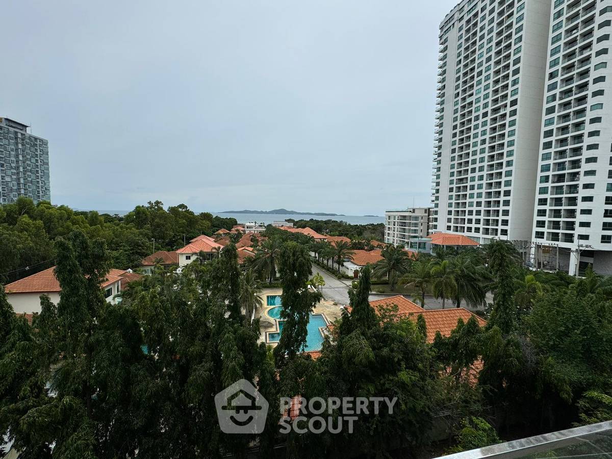 picture 2-BR Condo at Sunset Boulevard Residence 2 close to Phratamnak (ID 2056108) - 23/30