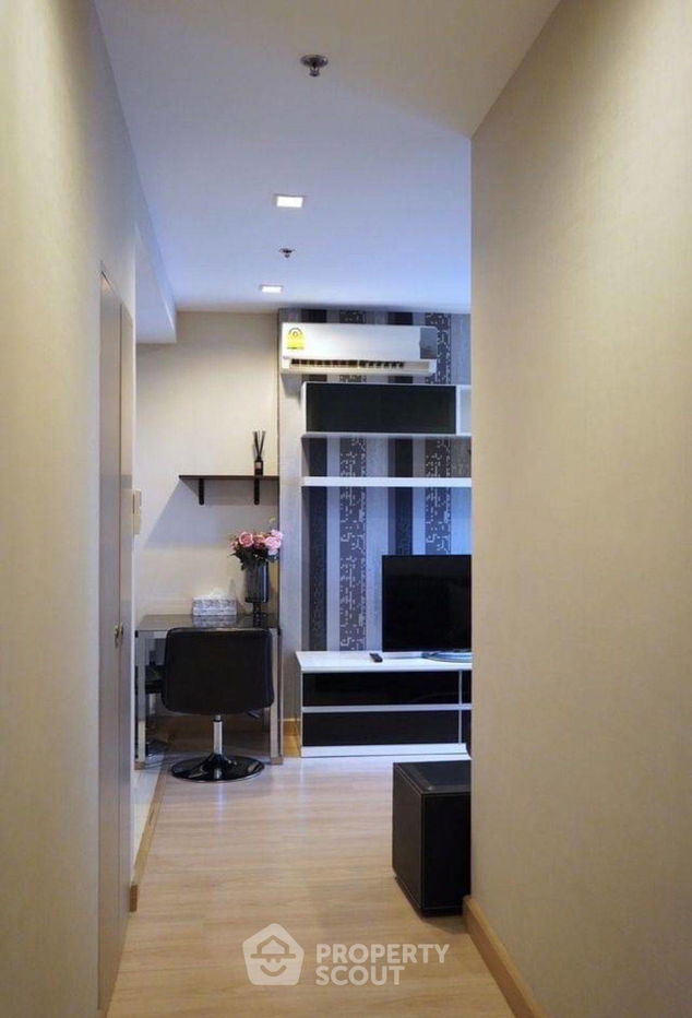 picture 2-BR Condo at Ideo Mobi Phayathai near BTS Phaya Thai (ID 1521899) - 5/16