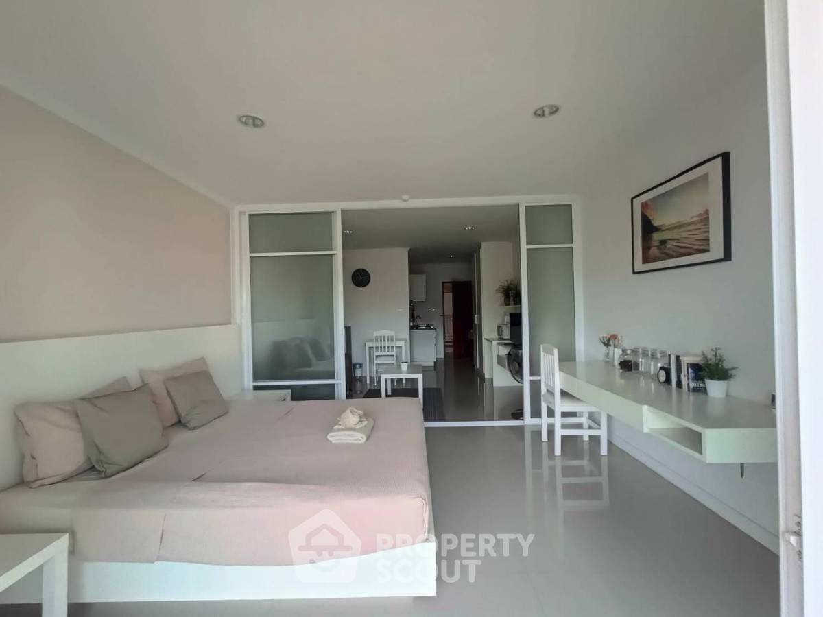 picture 1-BR Condo at Baan Klang Hua Hin Condominium close to Hua Hin Night Market (ID 1233671) - 2/9