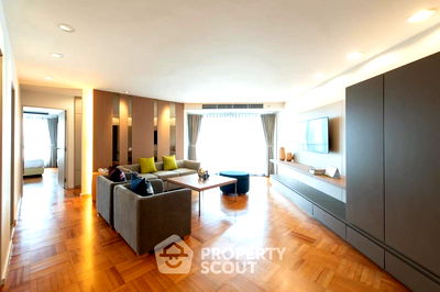 Condos for rent King's College International School Bangkok : 2-BR Condo at Bangkok Garden in Chong Nonsi (ID 2068662)