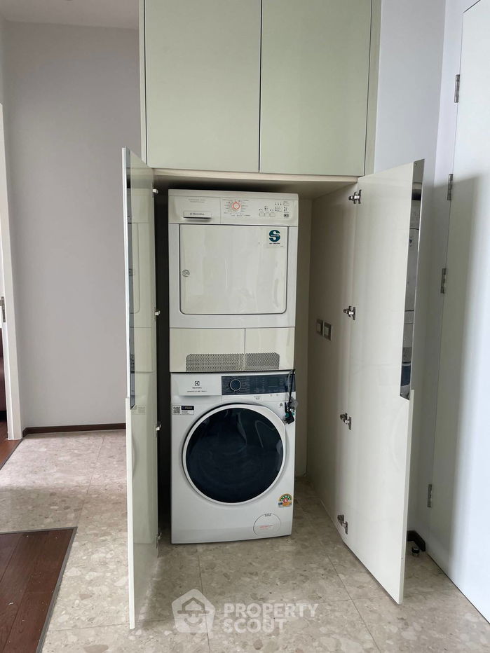 picture 3-BR Condo at The Address Sukhumvit 28 near BTS Phrom Phong (ID 2085252) - 11/17