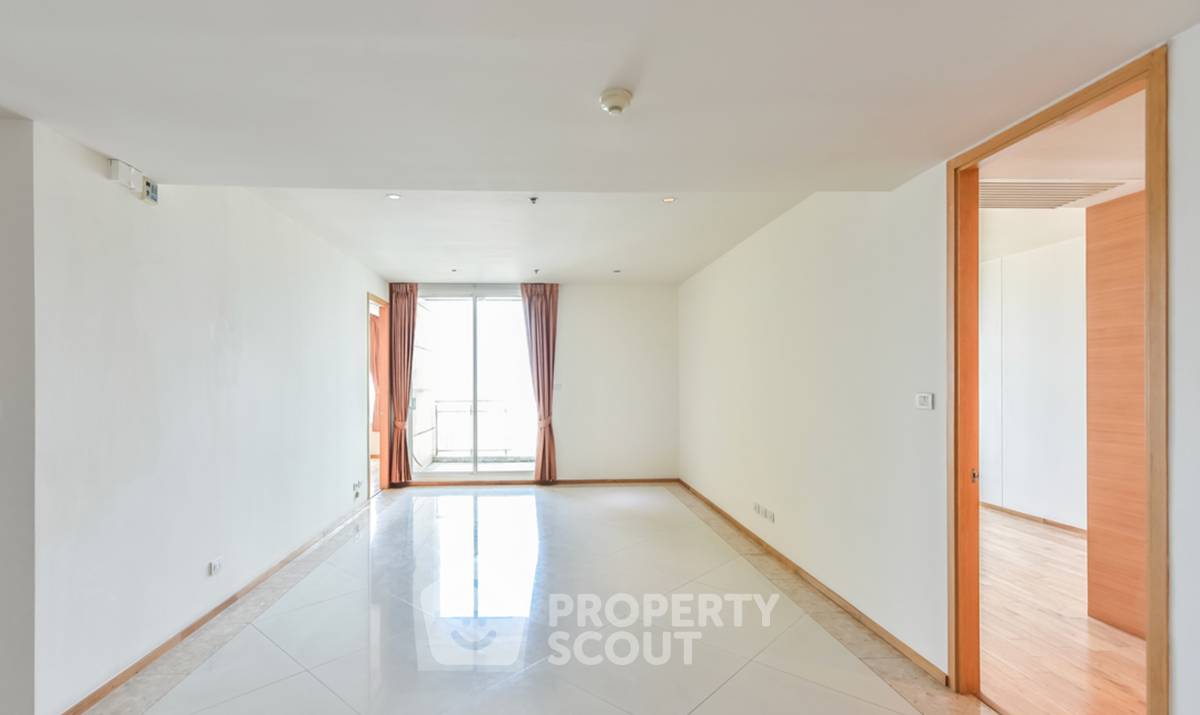 picture 2-BR Condo at The Empire Place near BTS Saint Louis (ID 1940765) - 5/14