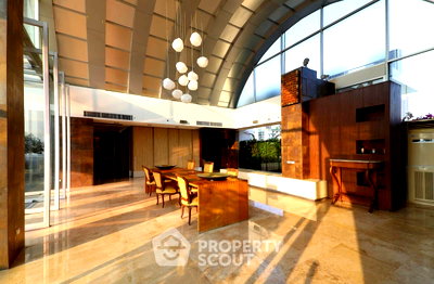 ขายคอนโด : คอนโด 4-ห้องนอน ที่ เดอะ มาสเตอร์ เซ็นเธรี่ยม อโศก-สุขุมวิท ใกล้ MRT สุขุมวิท (ID 565898)