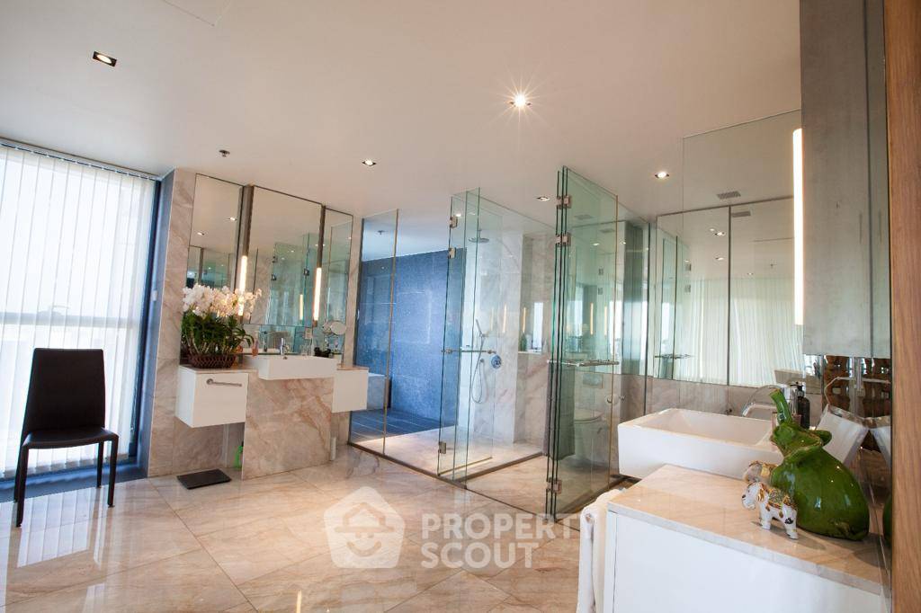 picture 4-BR Condo at The Met Sathorn near BTS Chong Nonsi (ID 1475363) - 11/21
