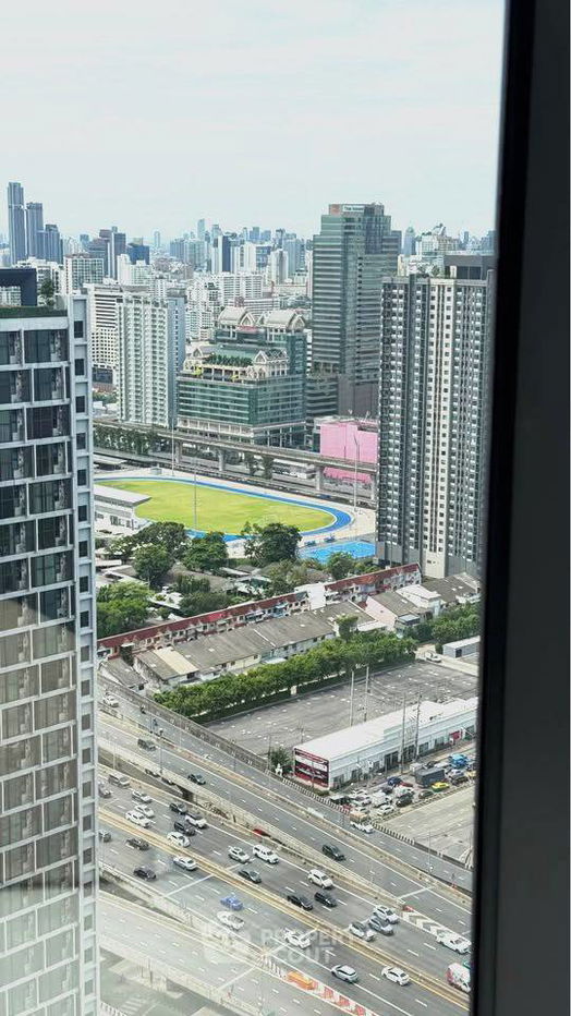 picture 1-BR Condo at Life Asoke Hype near ARL Makkasan (ID 2178277) - 4/15