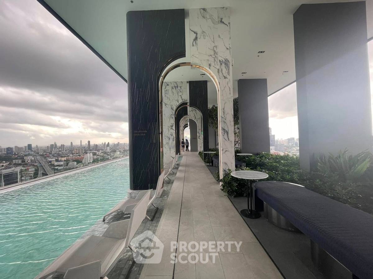 picture 2-BR Duplex at LIFE Rama 4 - Asoke near MRT Queen Sirikit National Convention Centre (ID 1980159) - 10/11