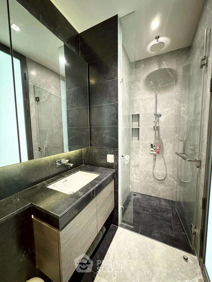 picture 2-BR Condo at 28 Chidlom near BTS Chit Lom (ID 2095004) - 11/12