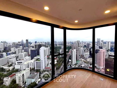 Condos for sale : 2-BR Condo at Ashton Chula Silom near MRT Sam Yan (ID 1300069)