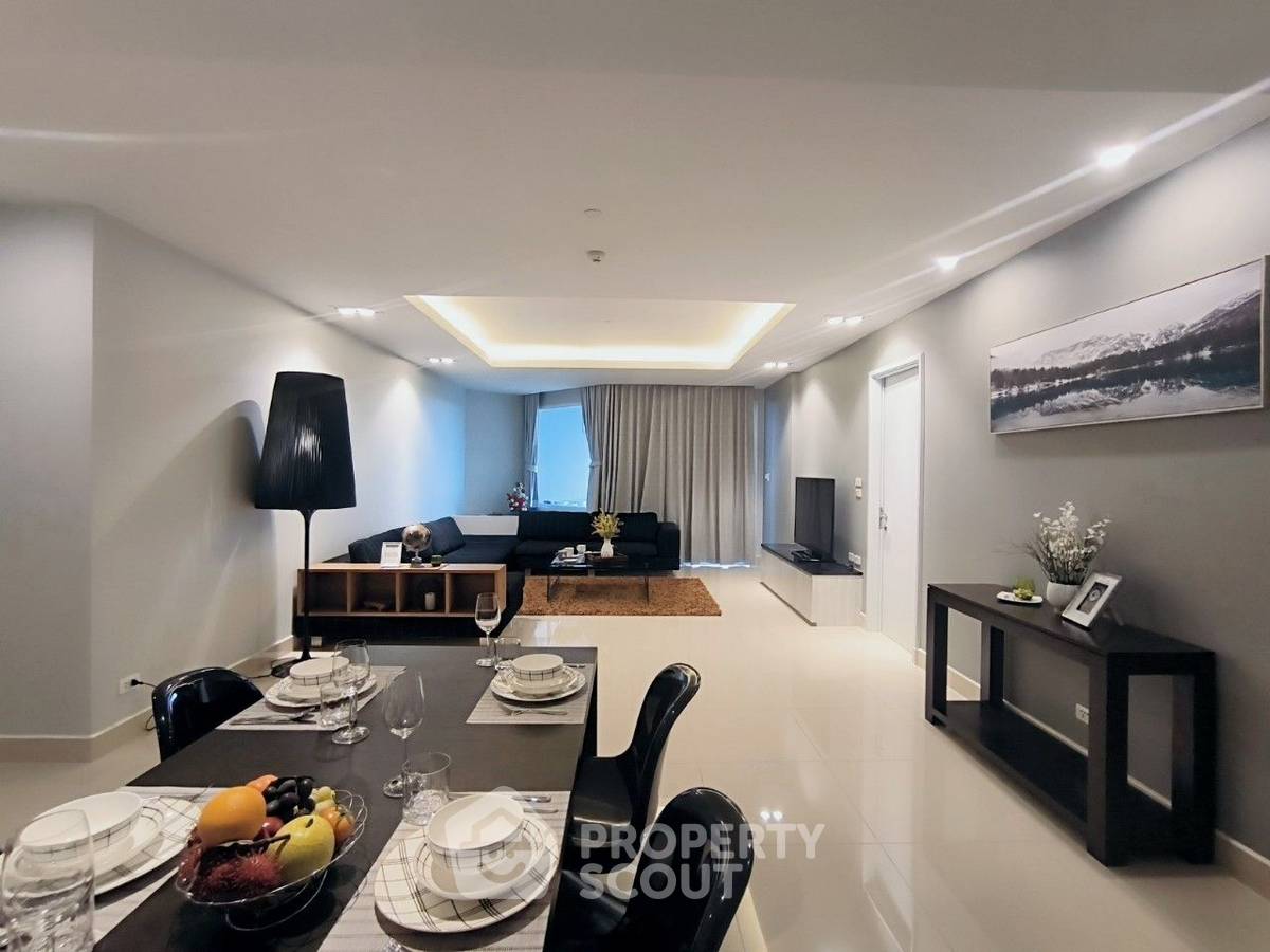 รูป คอนโด 2-ห้องนอน ที่ ลา รอยัล ใกล้ เมืองพัทยา (ID 2132427) - รูปที่ 3/13