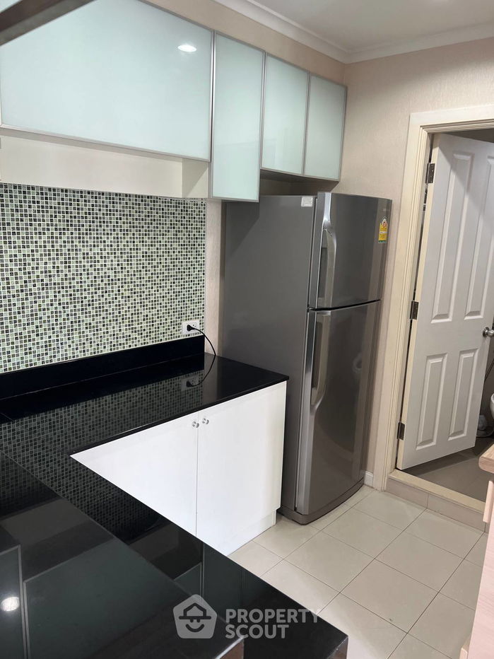 picture 1-BR Condo at Lumpini Park Riverside Rama 3 close to Phra Ram 3 (ID 1132273) - 12/17