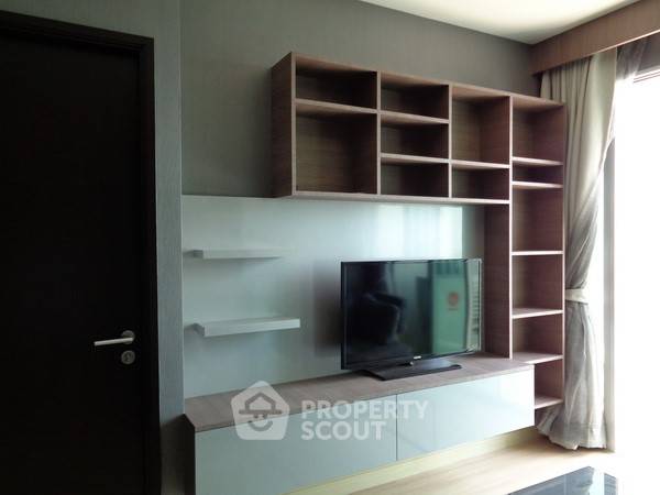 picture 2-BR Condo at Sky Walk Residences near BTS Phra Khanong (ID 513419) - 3/9