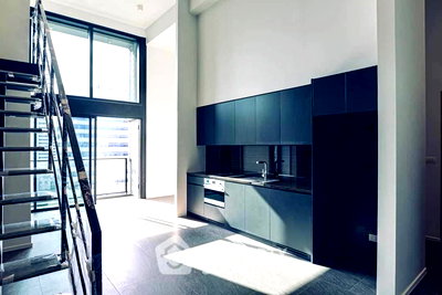 ขายคอนโด : คอนโด 2-ห้องนอน ที่ เดอะ ลอฟท์ สีลม ใกล้ BTS สุรศักดิ์ (ID 725884)