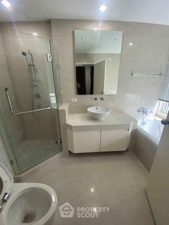 picture 3-BR Condo at Baan Siri 24 near BTS Phrom Phong (ID 884130) - 15/17