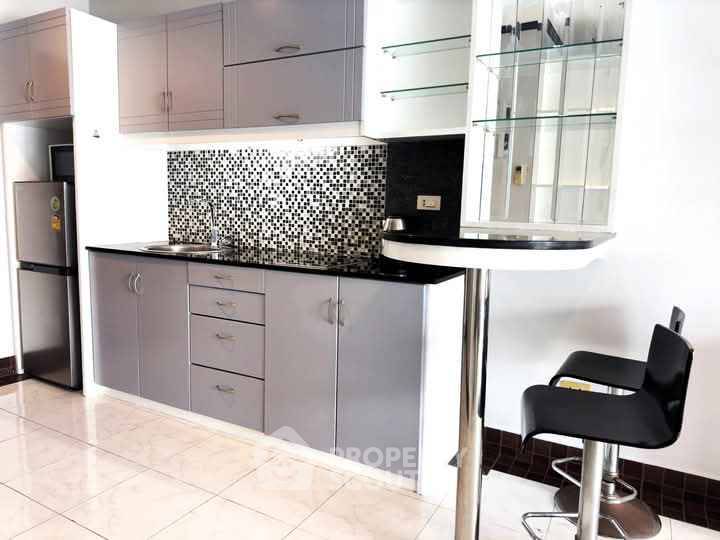 picture Studio Condo at View Talay 8 Condominium Jomtien close to Jomtien Beach (ID 2123961) - 12/13