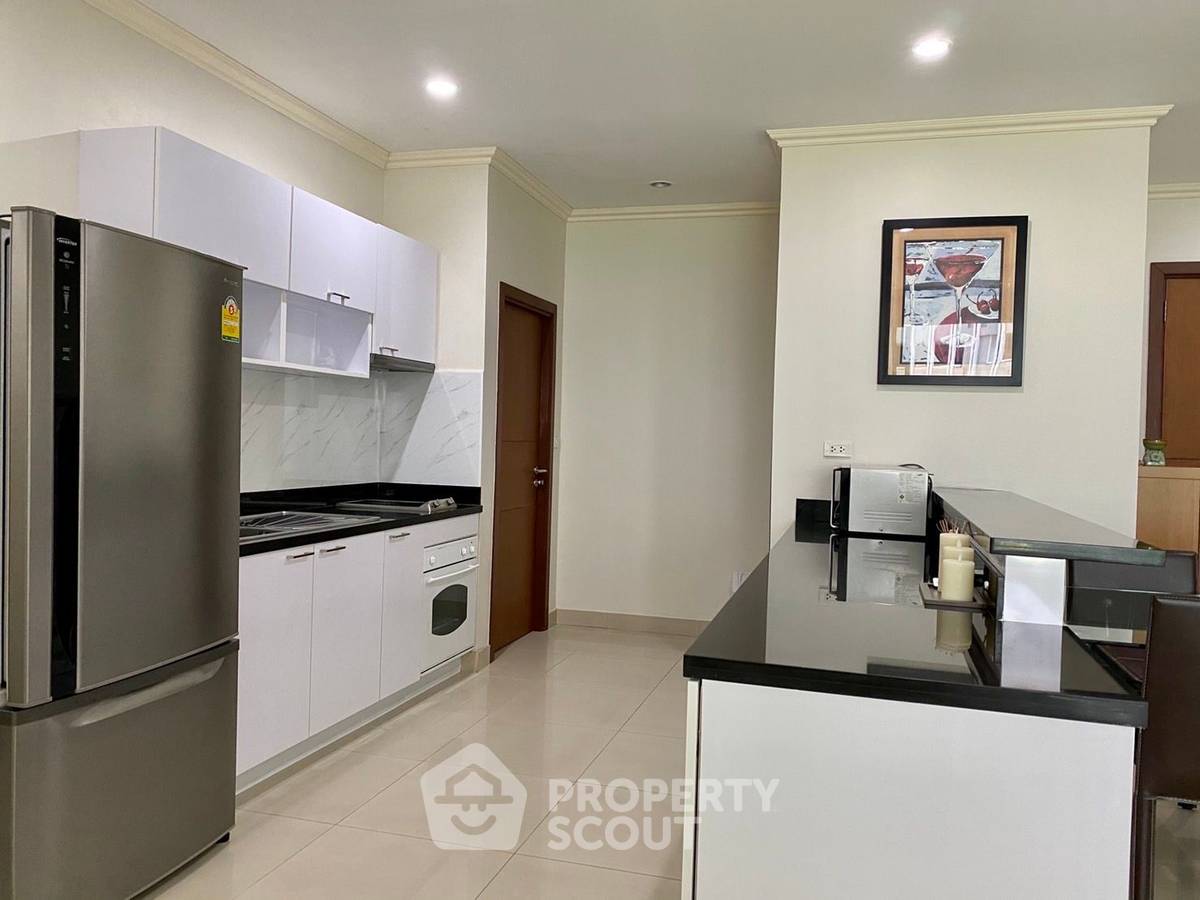 picture Novel 2-BR Condo at The Star Estate @ Narathiwas Condominium in Chong Nonsi (ID 1150993) - 3/12