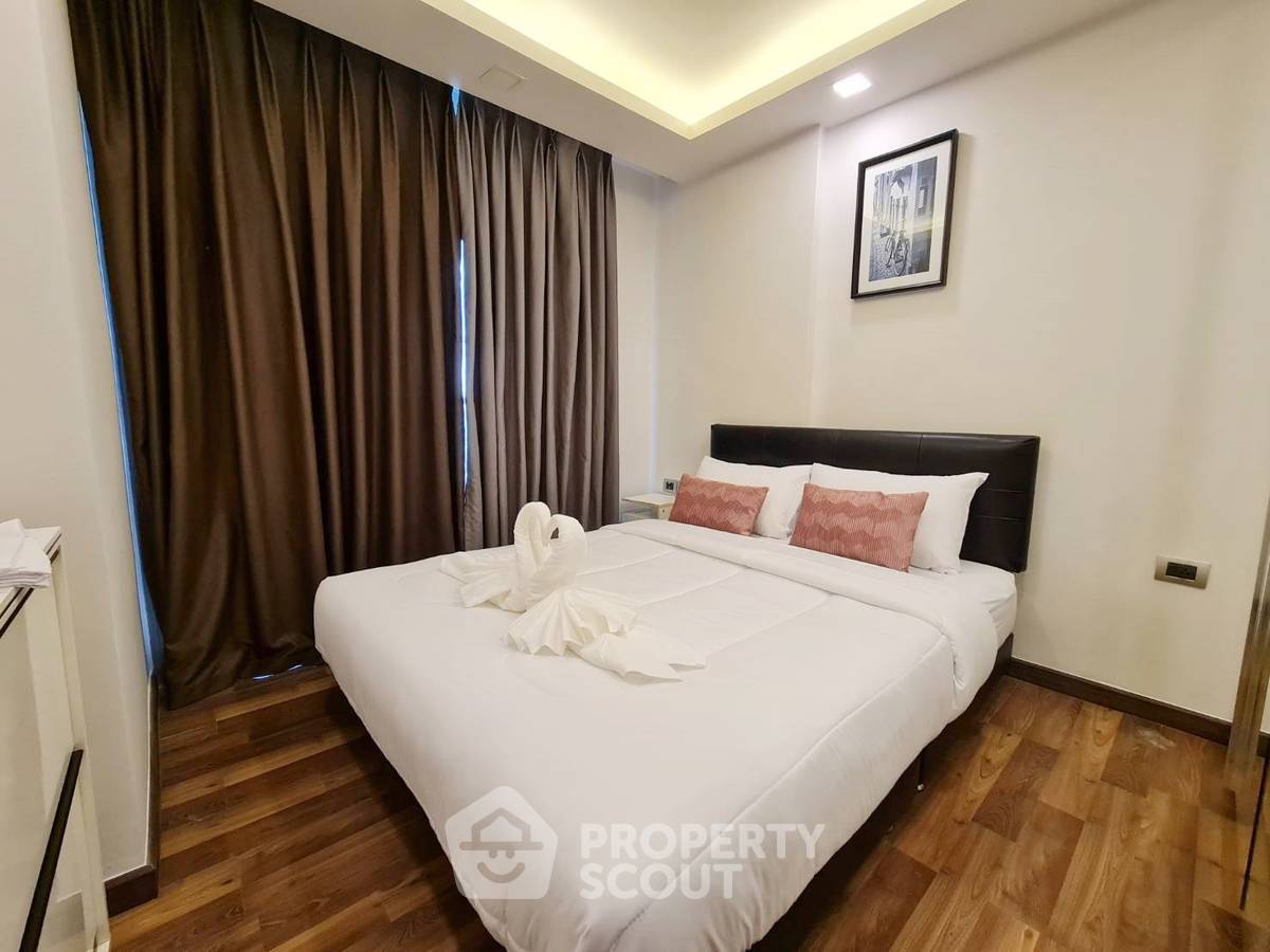 picture 2-BR Condo at The Peak Towers close to Phratamnak (ID 2137090) - 9/10