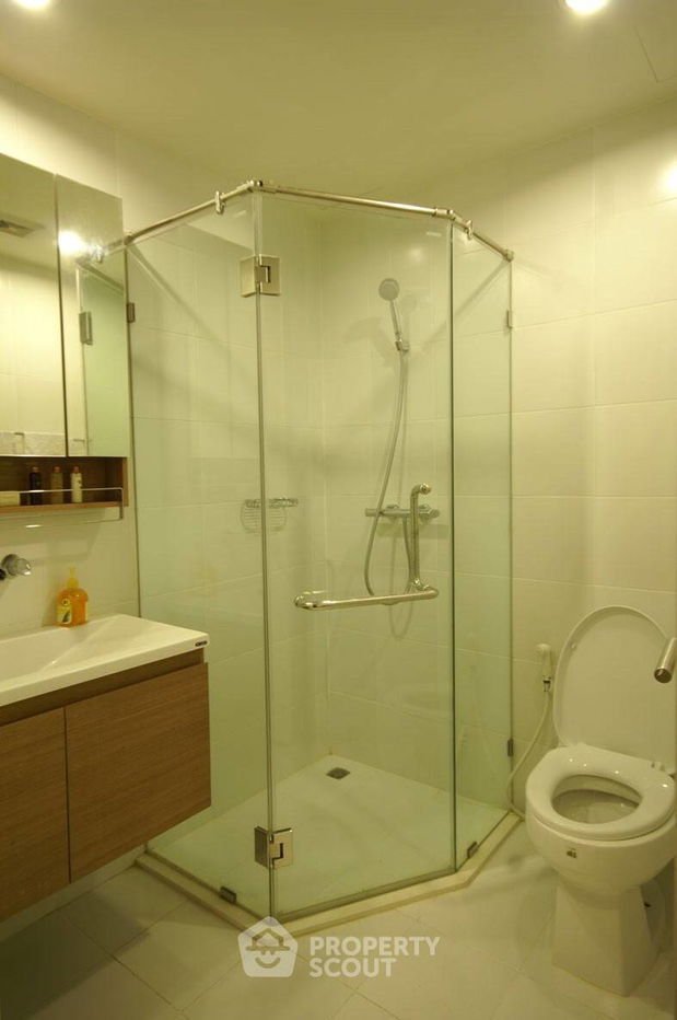 picture 2-BR Condo at The Seed Musee Sukhumvit 26 near BTS Phrom Phong (ID 449964) - 11/14