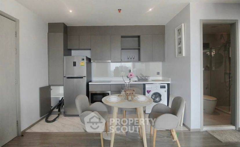 picture 2-BR Condo at Rhythm Ekkamai near BTS Ekkamai (ID 2180304) - 8/11