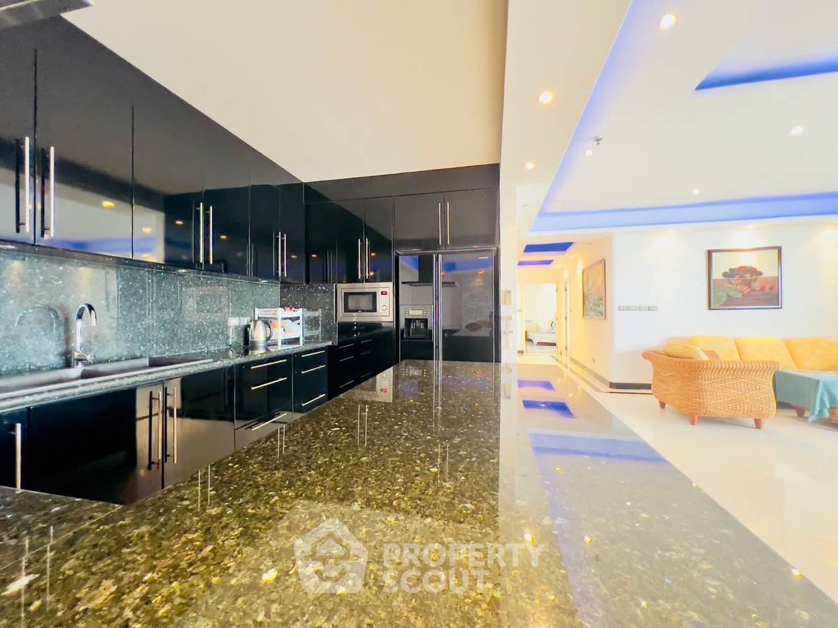 รูป คอนโด 2-ห้องนอน ที่ วิวทะเล 3 คอนโดมิเนียม พระตำหนัก ใกล้ ถนนพระตำหนัก พัทยา (ID 2170130) - รูปที่ 4/19