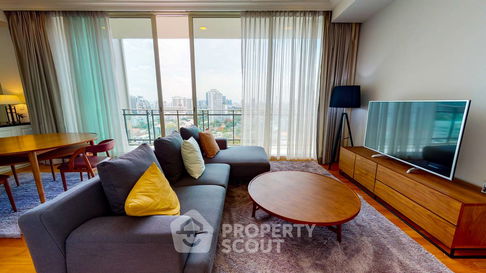 2-BR Condo at Royce Private Residences near MRT Sukhumvit (ID 374477)