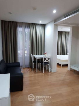 คอนโด 1-ห้องนอน ที่ โคเรสซิโอ สาทร-พิพัฒน์ ใกล้ BTS ช่องนนทรี (ID 764612)