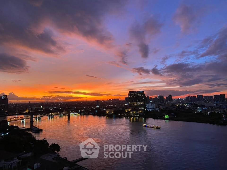 รูป คอนโด 4-ห้องนอน ที่ ริเวอร์ เฮเว่น เจริญกรุง คอนโดมิเนียม ใน บางคอแหลม (ID 2140911) - รูปที่ 16/16