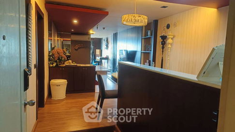 1-BR Condo at Nusa State Tower Condominium near BTS Saphan Taksin (ID 1856075)