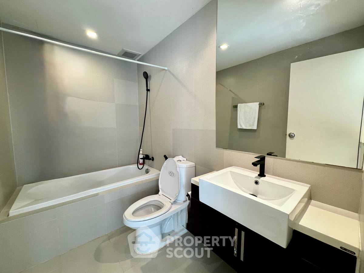 picture 3-BR Condo at Noble Remix near BTS Thong Lor (ID 2059264) - 28/29