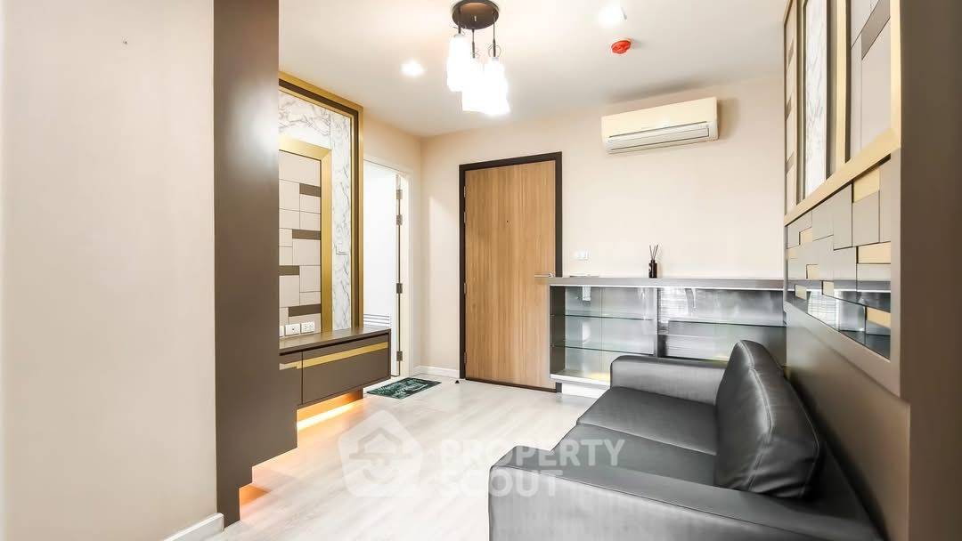 picture 1-BR Condo at Metroluxe Rama 4 near BTS Ekkamai (ID 566102) - 2/19