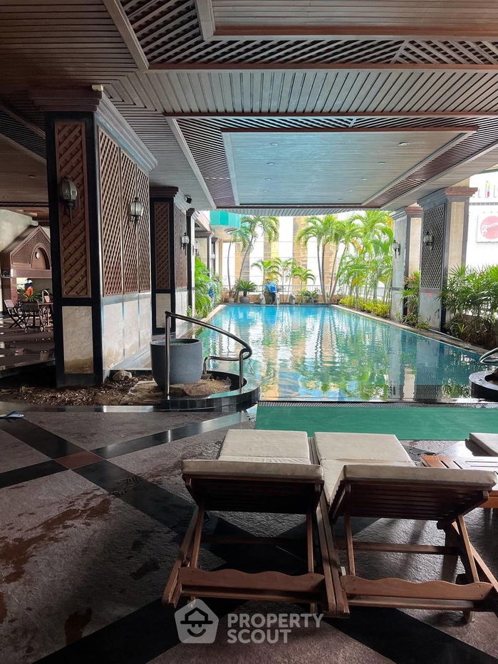 picture 2-BR Condo at Las Colinas near BTS Asok (ID 1911958) - 6/22