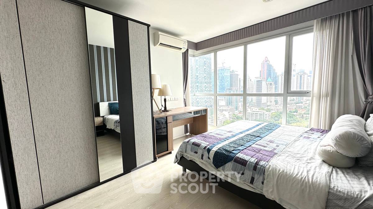 picture 2-BR Condo at Rhythm Sathorn-Narathiwas near BTS Chong Nonsi (ID 1573952) - 3/10