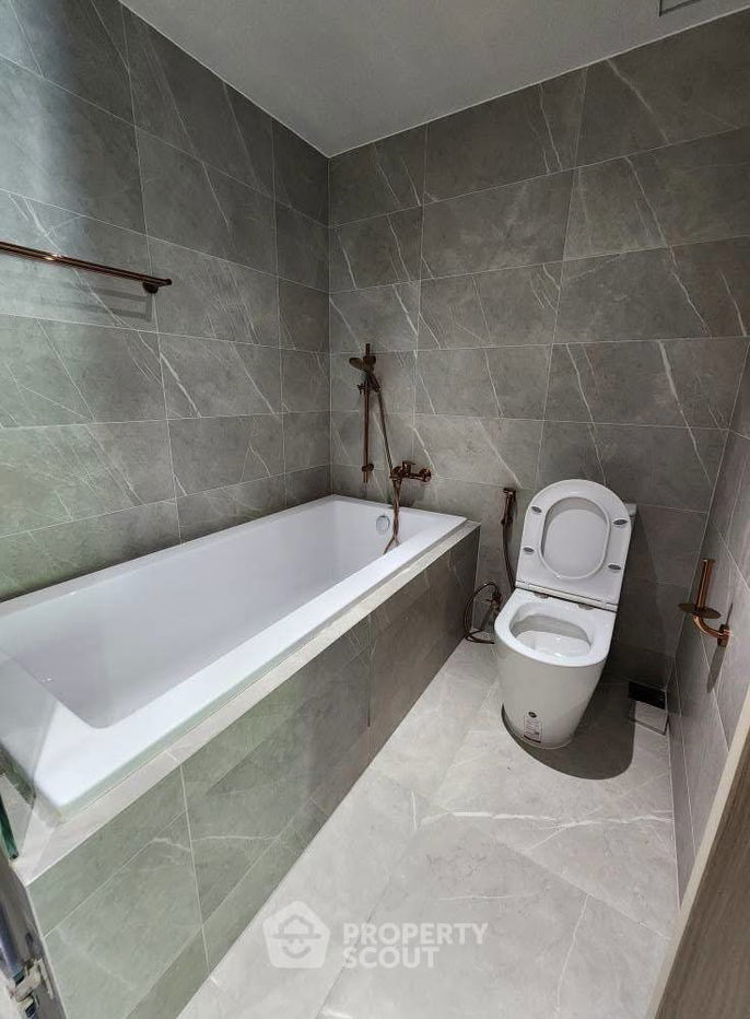 picture 2-BR Condo at Chapter Thonglor 25 close to Thong Lo (ID 2088894) - 10/14