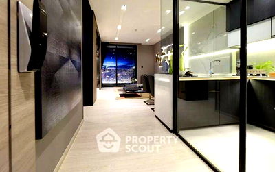 Condos for sale : 2-BR Condo at The Room Sukhumvit 38 near BTS Ekkamai (ID 1295425)