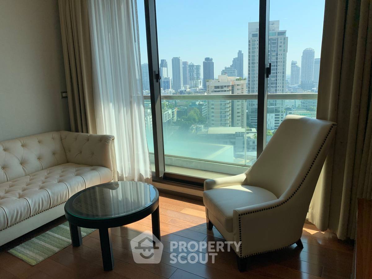 picture 2-BR Condo at The Address Sukhumvit 28 near BTS Phrom Phong (ID 2014108) - 2/19