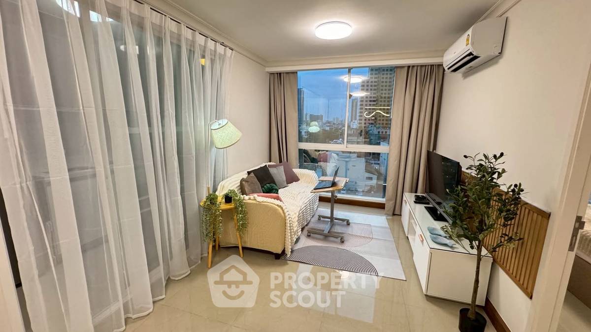picture 1-BR Condo at Chateau In Town Phaholyothin 11 near BTS Saphan Khwai (ID 2188853) - 5/14