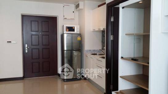 picture 1-BR Condo at The Prime11 Sukhumvit Condominium near BTS Nana (ID 187816) - 2/12