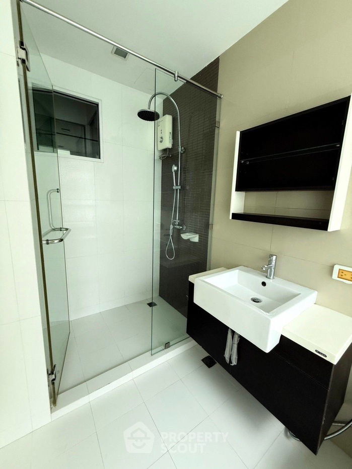 picture 2-BR Condo at The Bloom Sukhumvit 71 near BTS Phra Khanong (ID 2057502) - 11/14