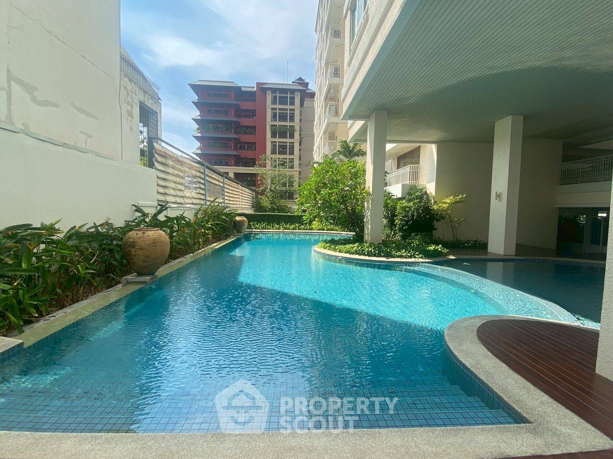 picture 3-BR Condo at Baan Siri Sathorn Suanplu Condominium close to Naradhiwas Rajanagarindra (ID 2088213) - 42/48