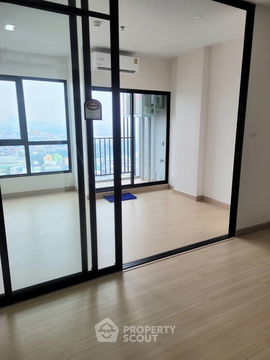 1-BR Condo at Supalai Loft Prajadhipok-Wongwian Yai near BTS Wongwian Yai (ID 731086)