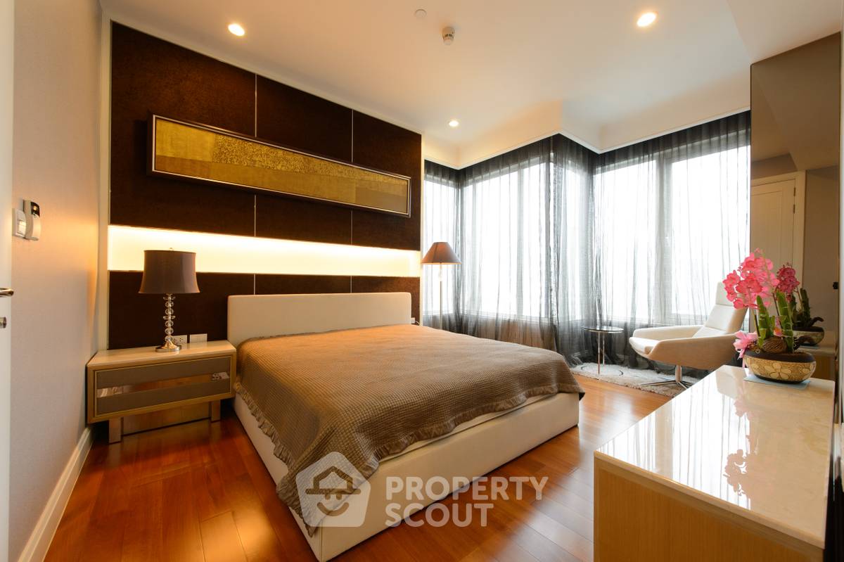 picture 2-BR Condo at Q Langsuan near BTS Ratchadamri (ID 426279) - 15/16