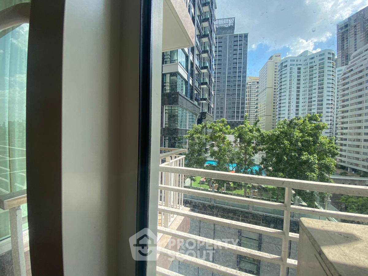 picture 3-BR Condo at Baan Siri 24 near BTS Phrom Phong (ID 884130) - 12/17